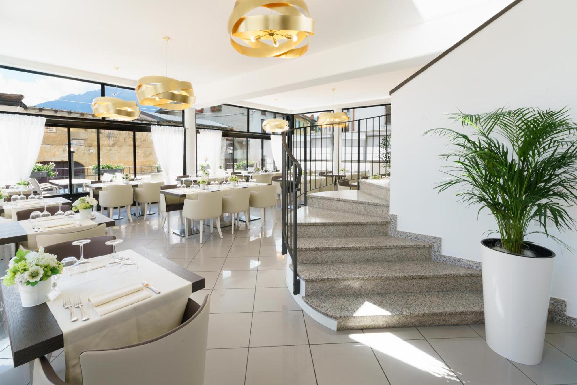 Residence Riva Del Lario Gravedona Kültér fotó