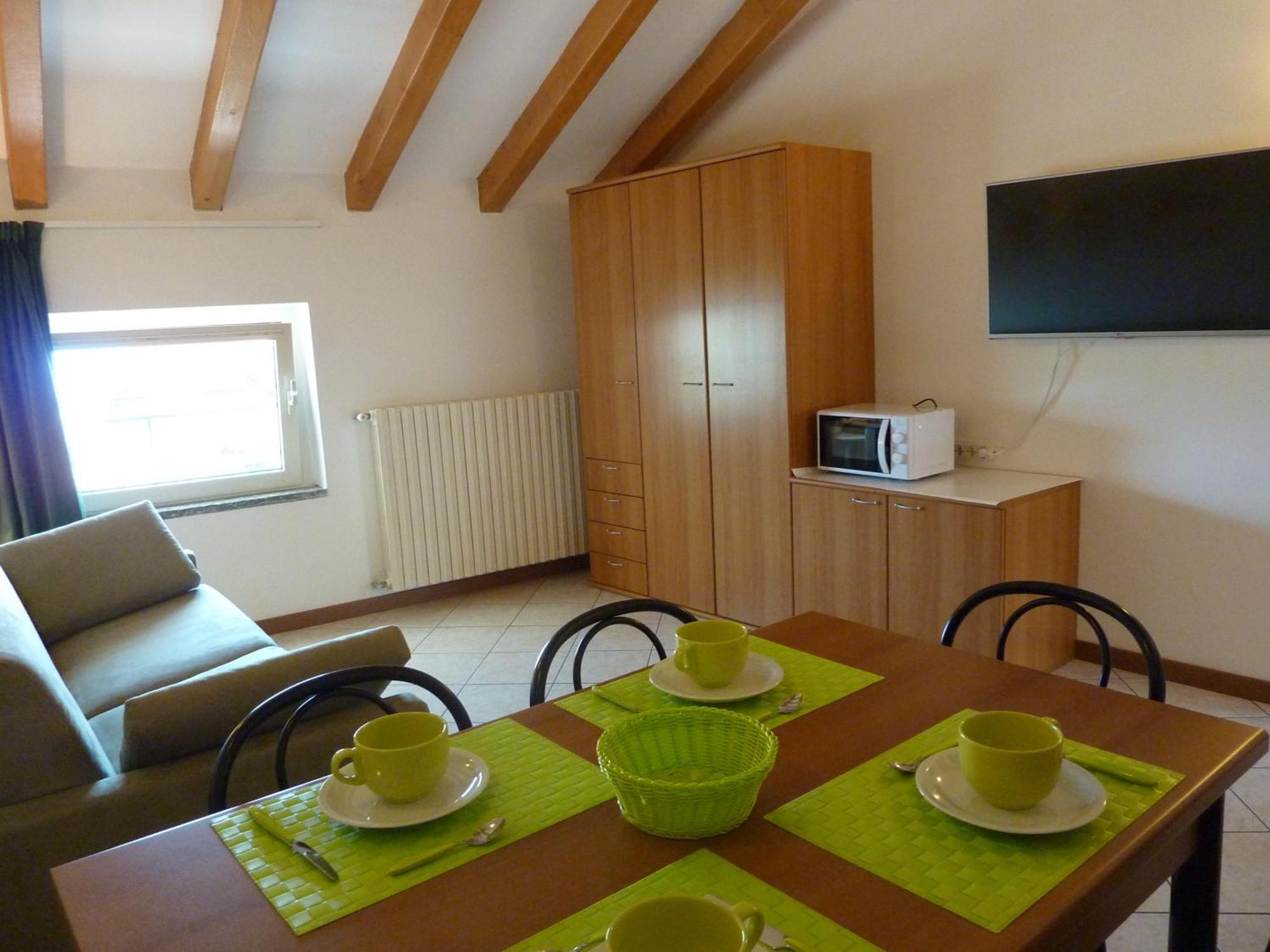 Residence Riva Del Lario Gravedona Kültér fotó