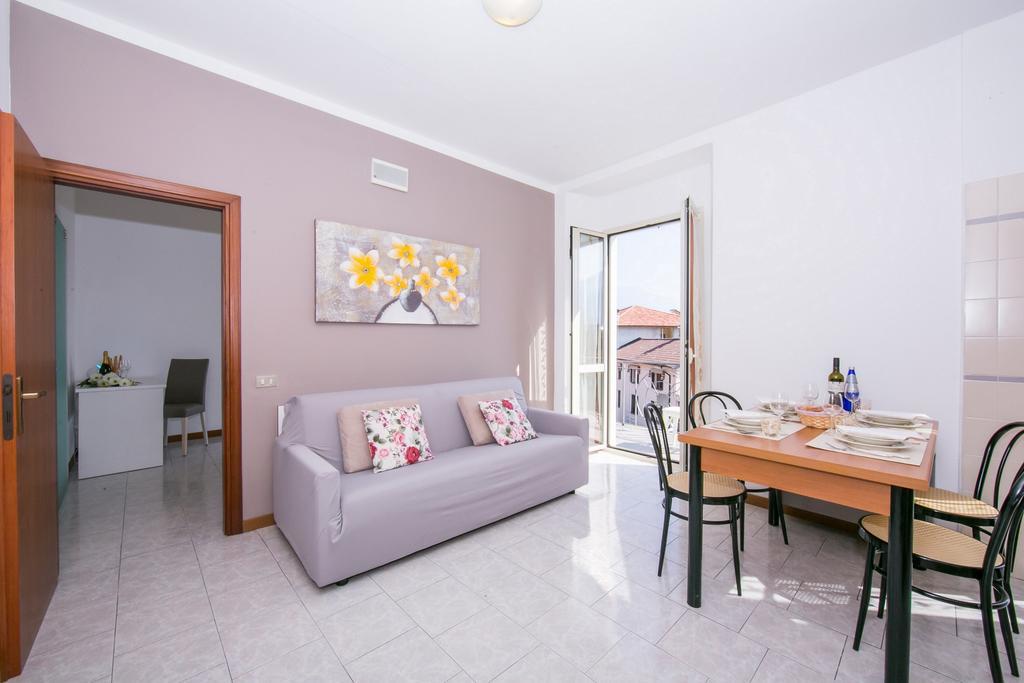 Residence Riva Del Lario Gravedona Kültér fotó