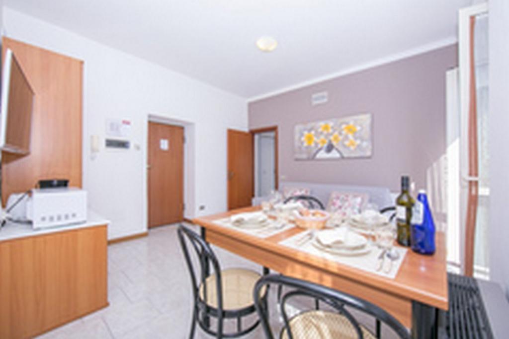 Residence Riva Del Lario Gravedona Kültér fotó